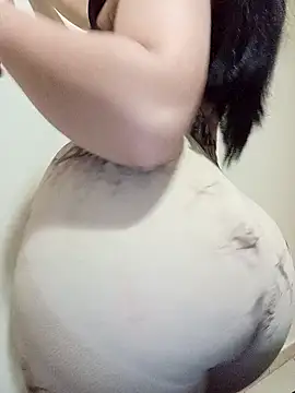 Snapshot of AsilAbid chatting on January 2026 01:15:01 PM AsilAbid online show from January 2026 01:15:01 PM