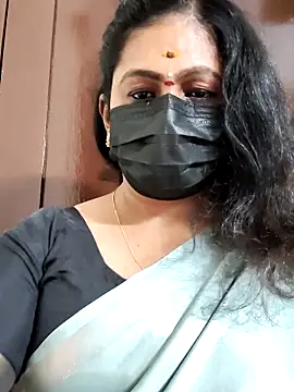 Sweetie swetha37 online show from October 2025 05:28:01 PM