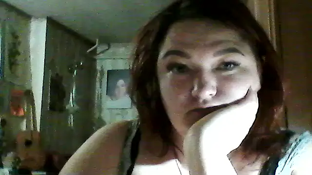 AngelQSky online show from November 2025 11:36:02 PM