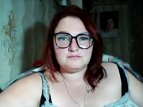 Snapshot of AngelQSky chatting on September 2025 06:04:02 PM AngelQSky online show from September 2025 06:04:02 PM