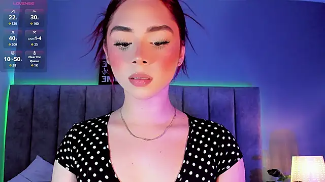 Arianna Ponce online show from September 2025 05:40:01 AM