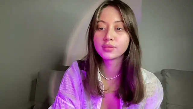 StellarAlice online show from October 2025 05:34:01 PM