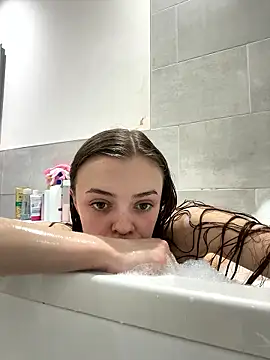 cutietootie02 online show from January 2026 05:58:01 AM