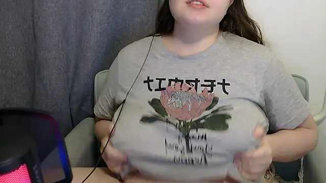 brattyprincessemma online show from February 2026 09:04:02 PM