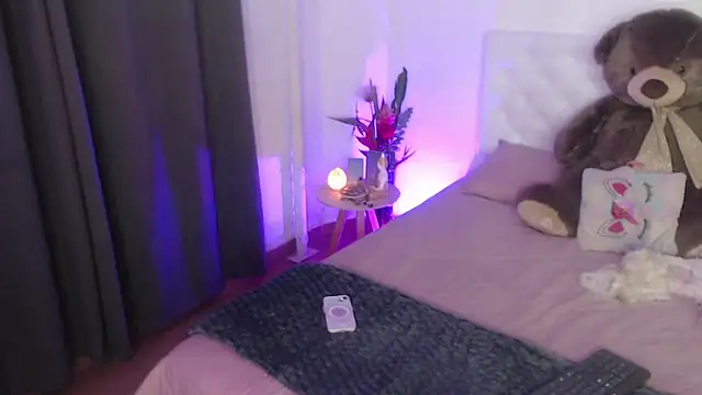 kylie444  online show from October 2025 10:00:02 PM