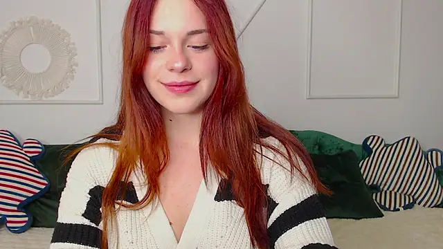 Snapshot of Little_melodyy chatting on September 2025 08:48:01 PM Little melodyy online show from September 2025 08:48:01 PM