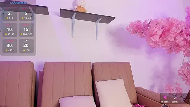 Doll Isa  online show from December 2025 06:52:01 PM