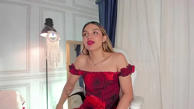 Doll Isa  online show from November 2025 07:25:01 PM