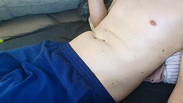 Breezydicksn online show from May 2026 07:42:01 PM