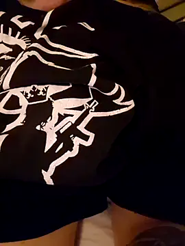 Snapshot of NibbleSweetie chatting on December 2025 08:33:02 PM NibbleSweetie online show from December 2025 08:33:02 PM