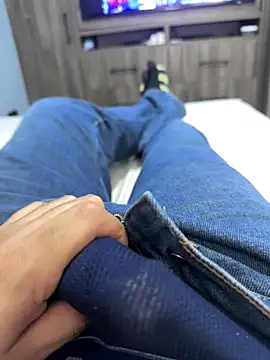 Xarkomm online show from February 2026 06:30:01 PM