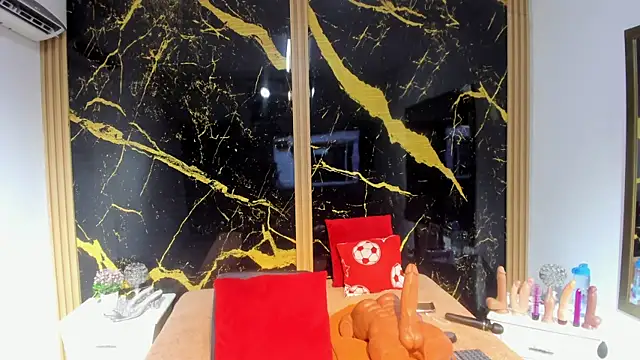 AdrianaVegga online show from November 2025 03:18:01 AM