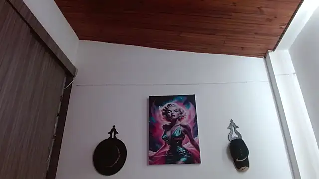 Crystal Star  online show from April 2026 01:51:01 PM