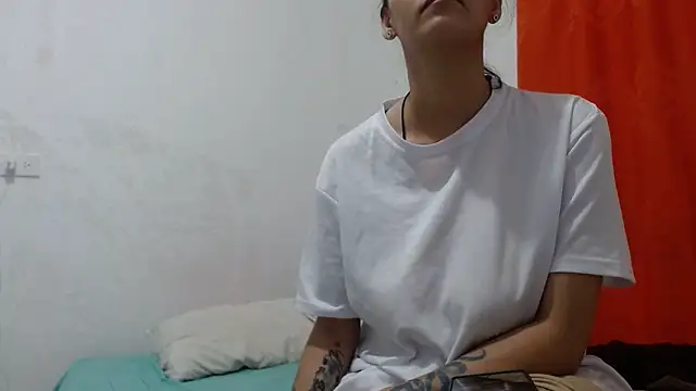 Crystal Star  online show from February 2026 02:33:01 PM