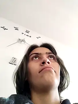 Snapshot of Crystal_Star_ chatting on November 2025 09:37:02 PM Crystal Star online show from November 2025 09:37:02 PM