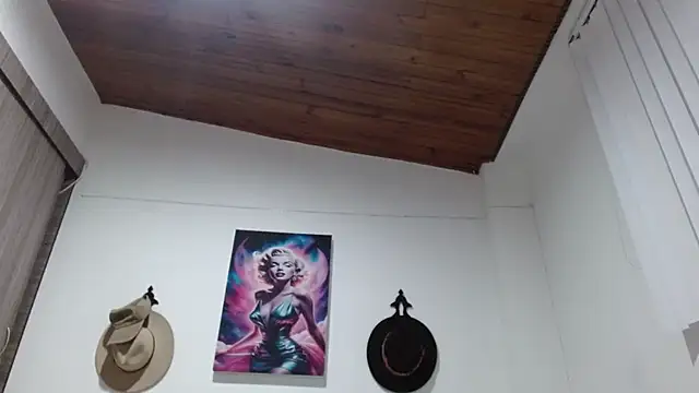 Crystal Star  online show from March 2026 10:22:02 AM