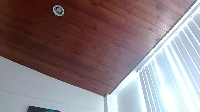 Crystal Star  online show from April 2026 01:01:02 PM