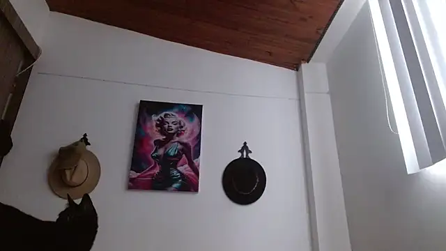 Crystal Star  online show from March 2026 12:42:02 PM