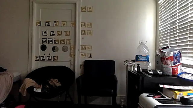 Diodre Benyoon online show from April 2026 03:13:02 PM