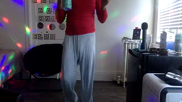 Diodre Benyoon online show from April 2026 09:48:01 PM