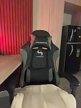 Enyagleam  online show from February 2026 11:59:01 PM