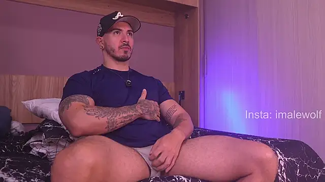 alejowolf online show from April 2026 12:26:02 AM