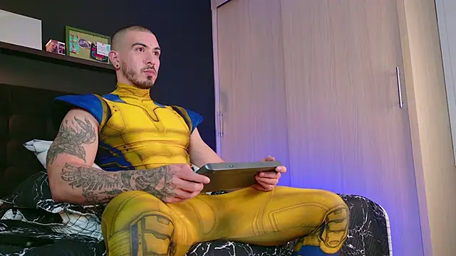 alejowolf online show from October 2025 11:33:01 PM