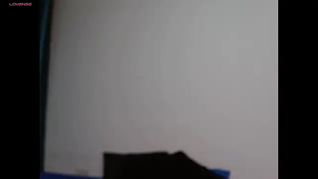 Snapshot of Gia_Lee chatting on November 2025 02:37:01 AM Gia Lee online show from November 2025 02:37:01 AM