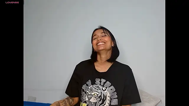 Gia Lee online show from February 2026 02:53:01 AM