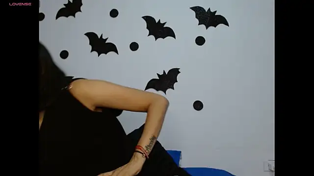 Snapshot of Gia_Lee chatting on October 2025 02:54:01 AM Gia Lee online show from October 2025 02:54:01 AM