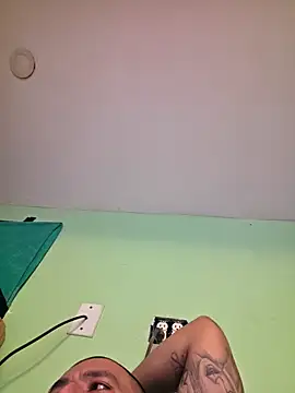 Snapshot of Boogiehtx713 chatting on December 2025 09:53:02 PM Boogiehtx713 online show from December 2025 09:53:02 PM