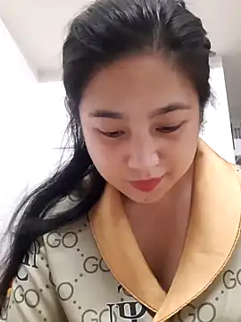 Snapshot of Minn-cute chatting on October 2025 08:49:02 AM Minn-cute online show from October 2025 08:49:02 AM