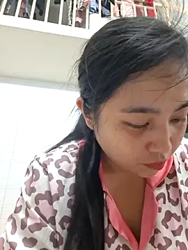 Minn-cute online show from November 2025 03:10:02 AM