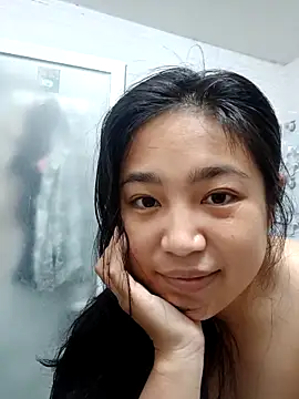 Snapshot of Minn-cute chatting on September 2025 11:43:01 AM Minn-cute online show from September 2025 11:43:01 AM