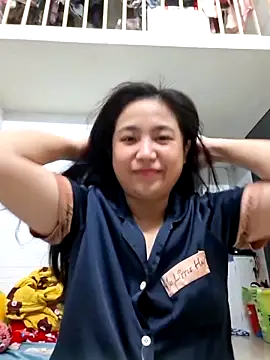 Minn-cute online show from November 2025 02:59:01 AM