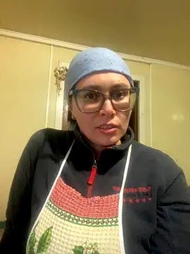 Crystal00Girl online show from October 2025 03:15:01 PM