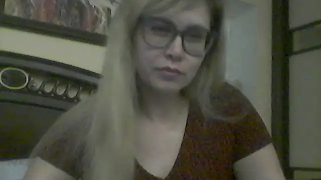 Crystal00Girl online show from October 2025 09:54:01 PM