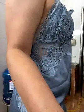 Snapshot of July-Asian chatting on November 2025 10:30:02 AM July-Asian online show from November 2025 10:30:02 AM