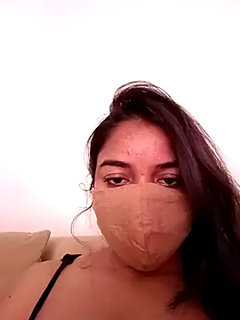 Snapshot of Little_toy_girl chatting on October 2025 08:38:01 AM Little toy girl online show from October 2025 08:38:01 AM