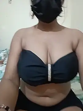 Snapshot of Little_toy_girl chatting on July 2026 11:44:02 AM Little toy girl online show from July 2026 11:44:02 AM