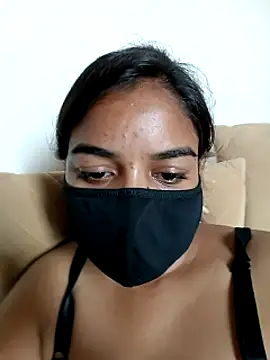 Snapshot of Little_toy_girl chatting on September 2025 10:15:01 AM Little toy girl online show from September 2025 10:15:01 AM