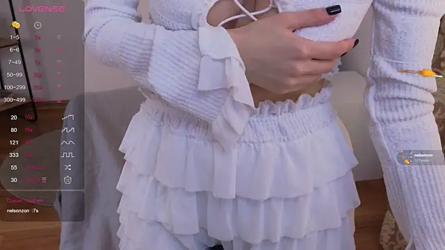 Sonia Jones online show from November 2025 02:29:01 PM