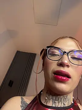 dreamleah  online show from February 2026 11:39:02 PM