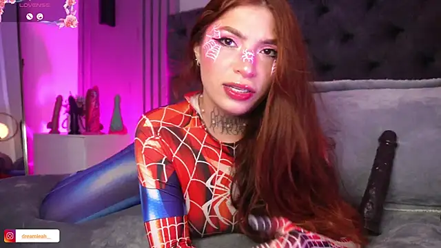 dreamleah  online show from December 2025 04:36:01 AM