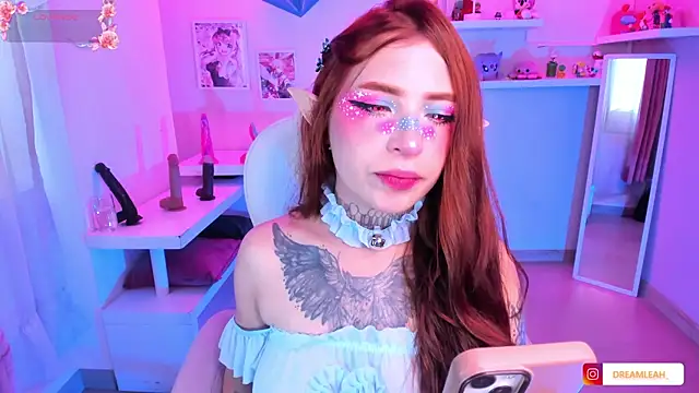 Snapshot of dreamleah_ chatting on June 2026 10:15:01 PM dreamleah online show from June 2026 10:15:01 PM