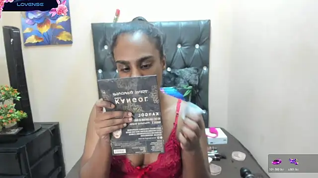 Snapshot of Toxicfantasy4u chatting on June 2026 04:39:02 PM Toxicfantasy4u online show from June 2026 04:39:02 PM
