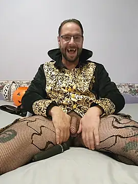 Chiligrande6969 online show from October 2025 04:36:01 PM