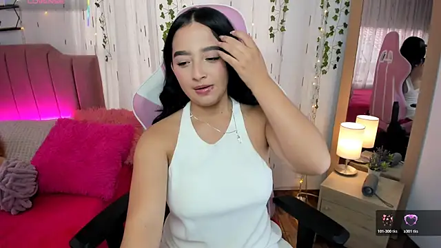 Aurora duval online show from December 2025 08:08:02 PM