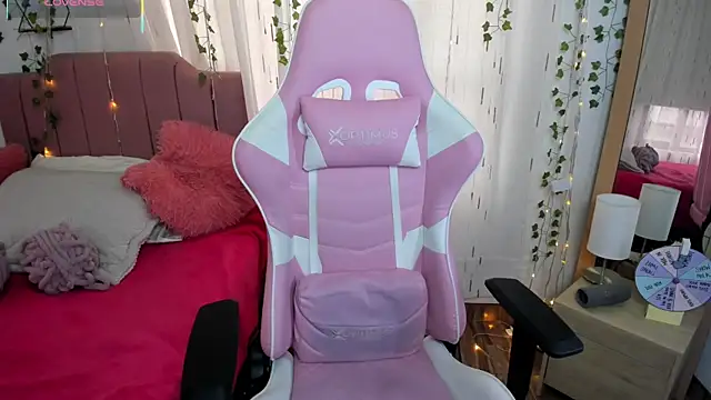 Aurora duval online show from November 2025 08:53:02 PM