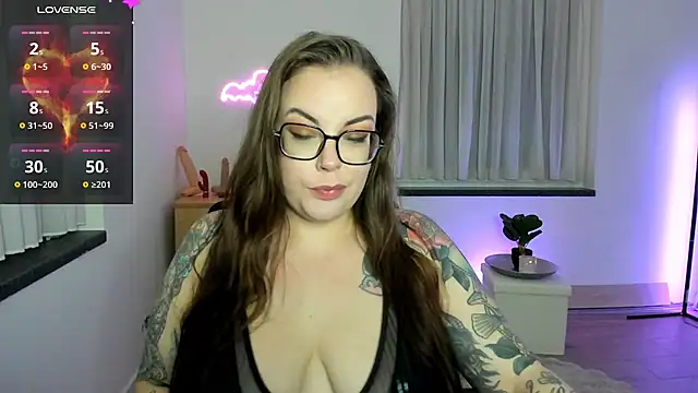 Snapshot of Miss_Lucifer6 chatting on February 2026 07:34:02 PM Miss Lucifer6 online show from February 2026 07:34:02 PM